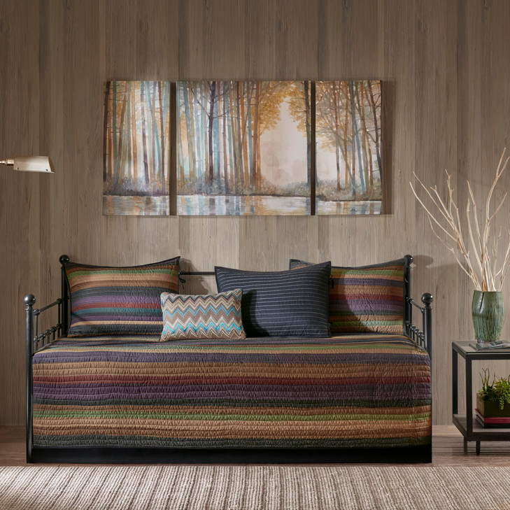 Madison Park Daybed Cover Double Sided Quilting Casual Design All Season Bedding Set with Bedskirt, Matching Shams, Decorative Pillow, 75 in x 39 in,