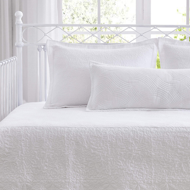 Laura Ashley - Daybed Set, Cotton Bedding with Matching Shams & Pillow Cover, Lightweight Home Decor for All Seasons (Trellis White, Daybed)