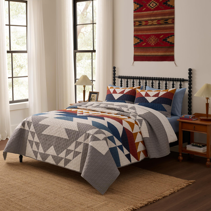 Pendleton Explorer King Quilt Bedding Set with 2 Shams Premium Cotton Lightweight Quilted Bedspread Coverlet for Bed Rustic Home Decor Machine Washab