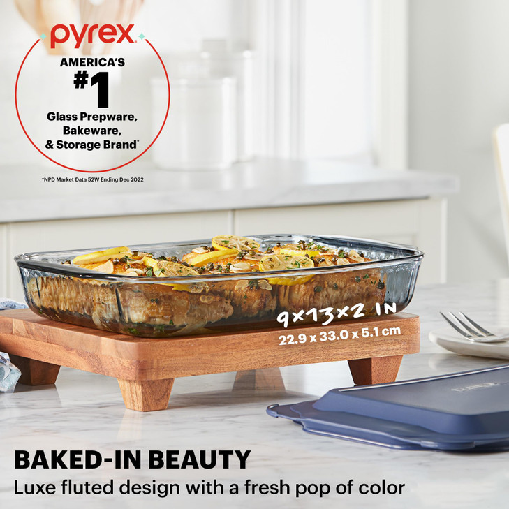 Pyrex Colors Tinted (9x13) Glass Baking Dish with BPA-Free Lid, Oblong Bakeware Glass Pan For Casserole & Lasagna, Dishwasher, Freezer, Microwave and
