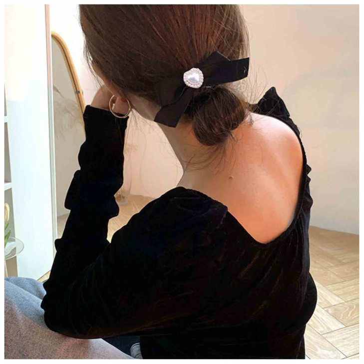 Zeshimb Velvet Bow Hair Clips Black Satin Ribbon Bow Clip Bow Pearl Ponytail Holder Clip Headpieces Long Tail Hair Bow Headwear Hair Accessories for