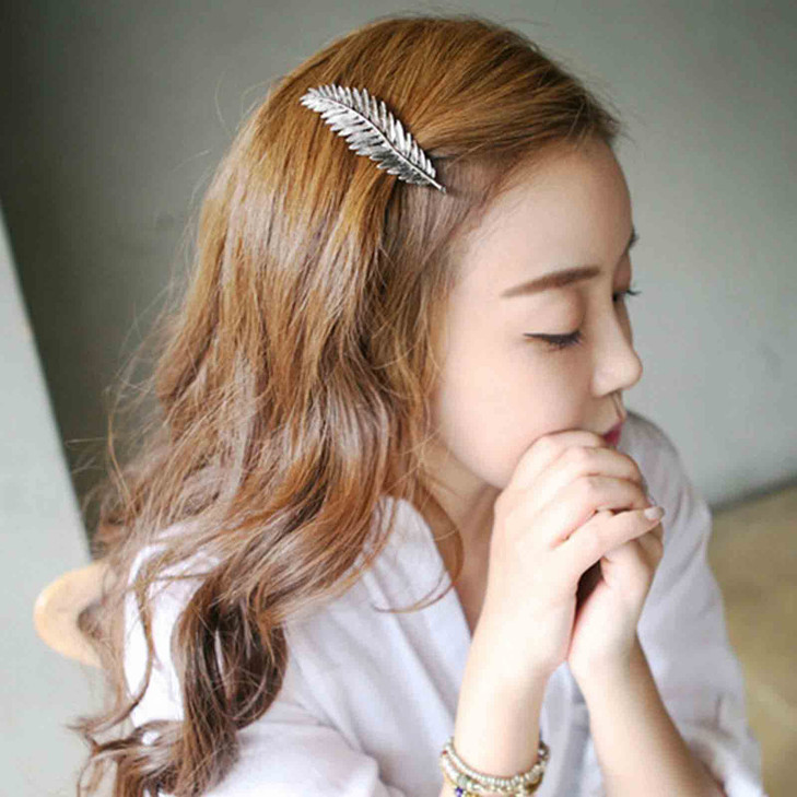 Yheakne Leaf Hair Clip Barrette Silver Metal Hair Barrette Side Clip Headpieces Minimalist Hair Barrette Headwear Decorative Hair Accessories for Wom