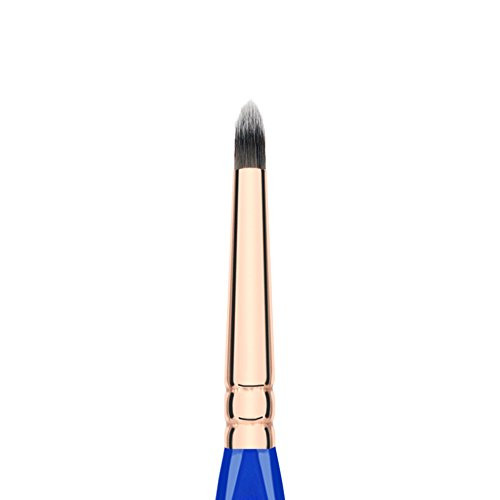 Bdellium Tools Professional Makeup Brush - Golden Triangle 716 Smoky Eyeliner - With All Vegan and Soft Synthetic Fibers, For Thick Lining (Blue, 1pc