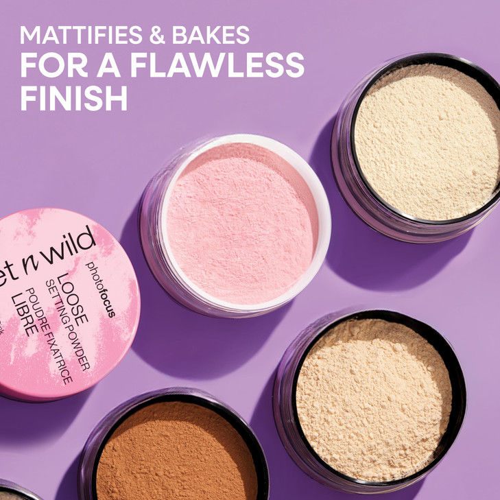 wet n wild Photo Focus Loose Baking Setting Powder, Highlighter Makeup, Suitable for All Skin Tones - Off-White Translucent