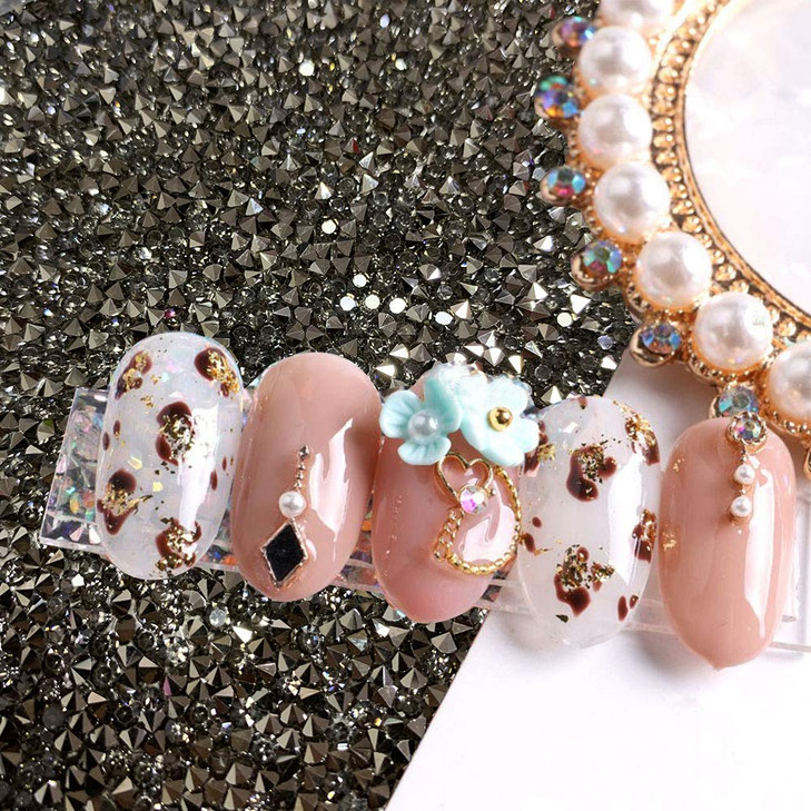 EBANKU Nail Art Hand Pad, Foldable Nail Art Table Mat Cushion Pad Hand Rest Manicure Tool Black Nail Mat