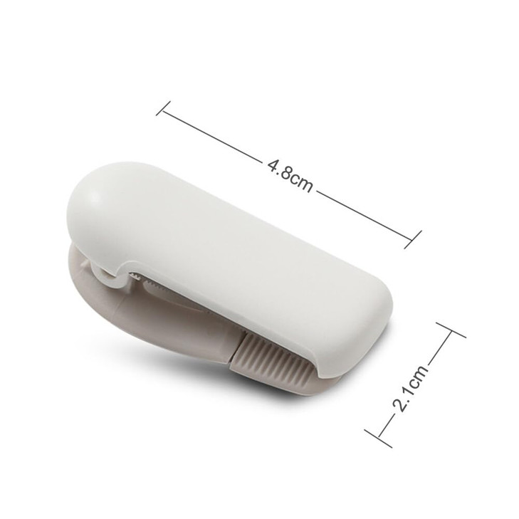 Washi Tape Cutter Set of 5, Mini Tape Dispenser, Portable Masking Tape Cutting Tool, Cute Washi Cutter Clip for Home Office School (Random Color)