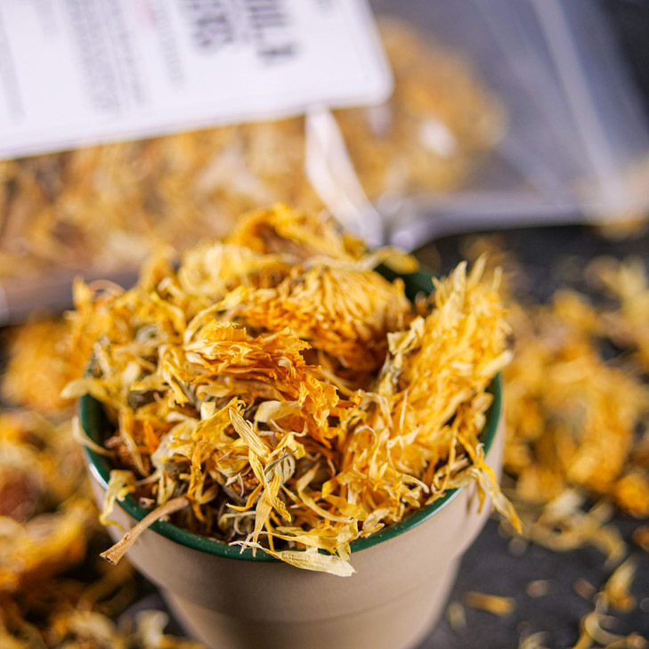 Dried Calendula Flowers - Edible Dried Marigold Flowers for Soap Making, Calendula Tea, Herb Infusions and Tinctures - Dried Flowers for Bath Salts -