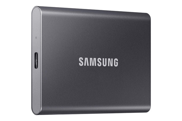 SAMSUNG T7 Portable SSD, 4TB External Solid State Drive, Speeds Up to 1,050MB/s, USB 3.2 Gen 2, Reliable Storage for Gaming, Students, Professionals,