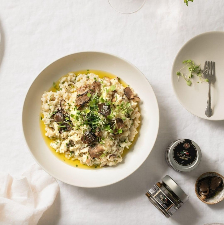 Tuscanini Reserve Black Summer Truffle Sauce, 17.6oz | For Drizzling over Meat, Bread, Pastas, Pizza and Fries | Value Size | Product of Italy | Cert