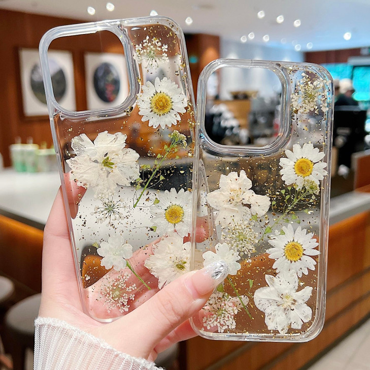 AuroiCCY for iPhone 16 Clear Case, Pressed Real Flowers Design Glitter Cute White Daisy Floral Pattern Slim Soft TPU Shockproof Protective Women Girl