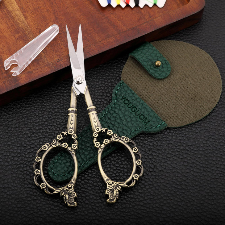 YOUGUOM Knitting Scissors with Case, Crochet Scissors Threading Sewing Shears for Embroidery Craft Artwork Needlepoint, Bronze Little Snips