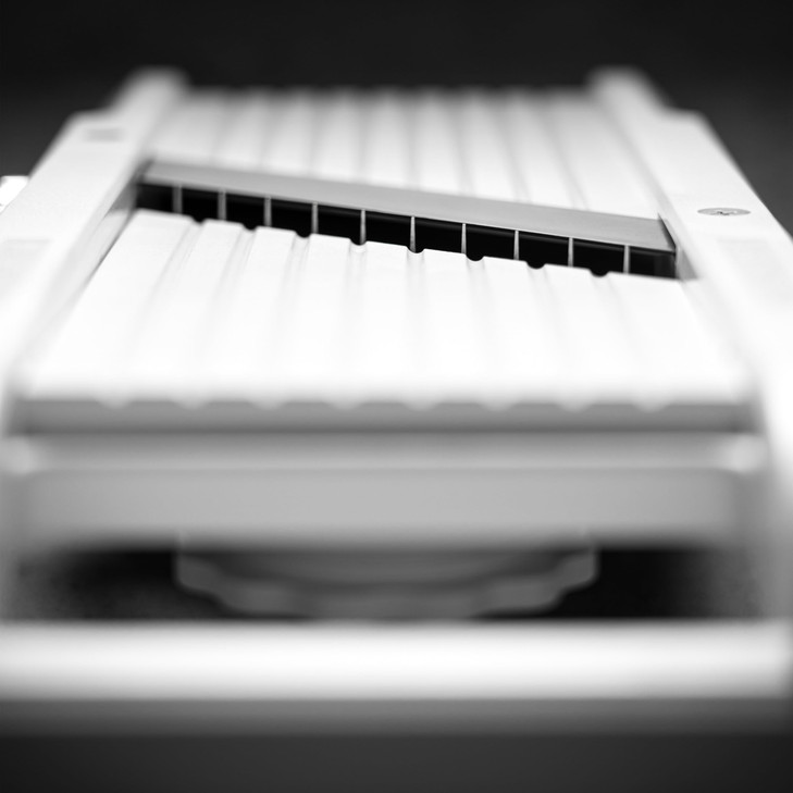 Benliner No. 647778 Benliner No. 64 Perforated Flat Blade