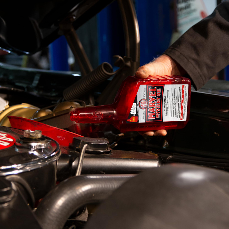 Marvel Mystery Oil Original Motor Treatment, Engine Oil & Fuel Treatment Additive, Cleans and Lubricates Fuel System, Prevents Leaks, Improves Engine