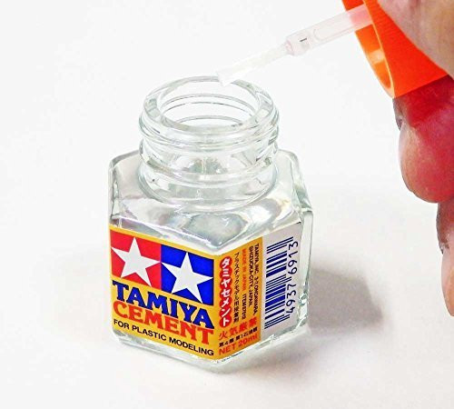 Tamiya Plastic Cement 20ml