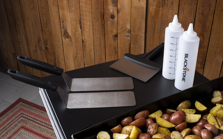 BLACKSTONE Hamburger Griddle Spatula  Stainless Steel Metal Flipper for Pancake, Smash Burger, Egg, Fish, Meat  Heavy Duty Wide Multipurpose Spatul