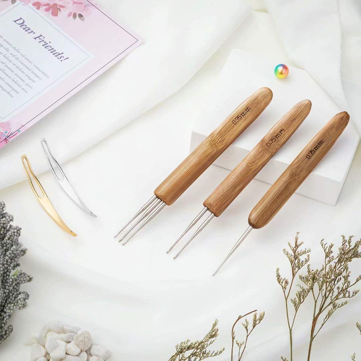 5 Pcs Dreadlocks Tool Set Includes 3 Pcs Dreadlocks Crochet 1 Hook 2 Hooks 3 Hooks Hair Weaving Needle Crochet, 2 Pcs Crochet Hair Tools Interlocking