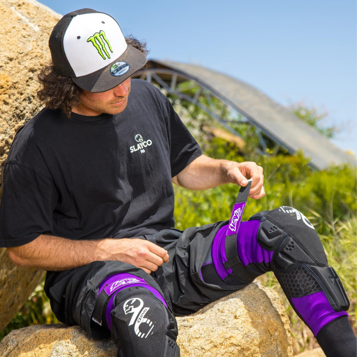 EVS SPORTS Slayco96 Moto Knee Guard Compression Fit Reactive Memory Foam Technology Purple LXL