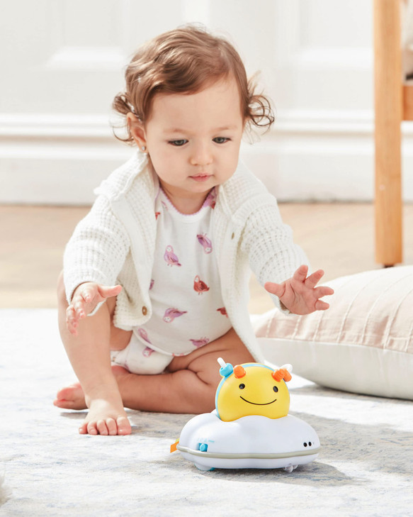 Skip Hop Baby FollowMe Bee Tummy Time Crawl Toy 3Stage Infant Sensory Development with Lights Sounds and Music Explore M