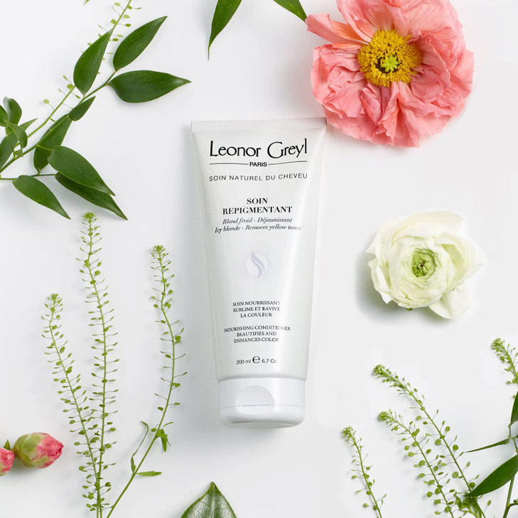 Leonor Greyl Paris Soin Repigmentant Icy Blonde ColorEnhancing Hydrating Conditioner Revives Blonde to Very Light Blonde