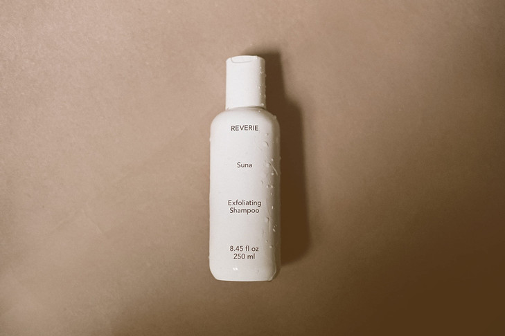 REVERIE Suna Natural Exfoliating Shampoo SulfateFree SiliconeFree ColorSafe Clean Hair Care 8 fl oz 250 ml