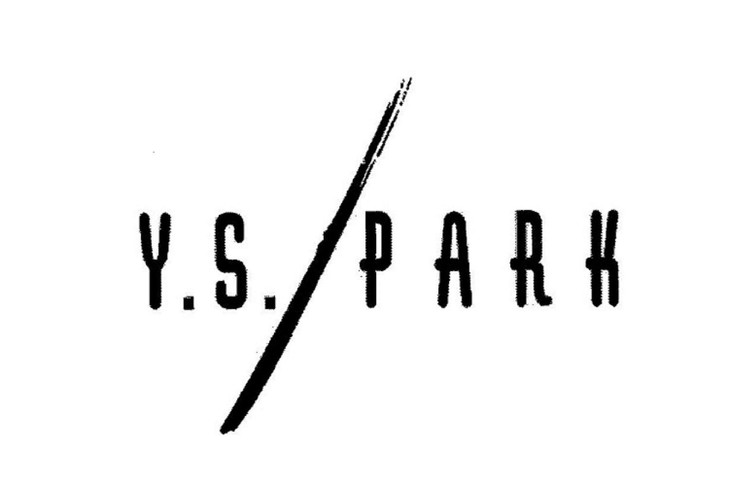 YS Park 331 Fine Cutting Comb Extra Super Long Pink