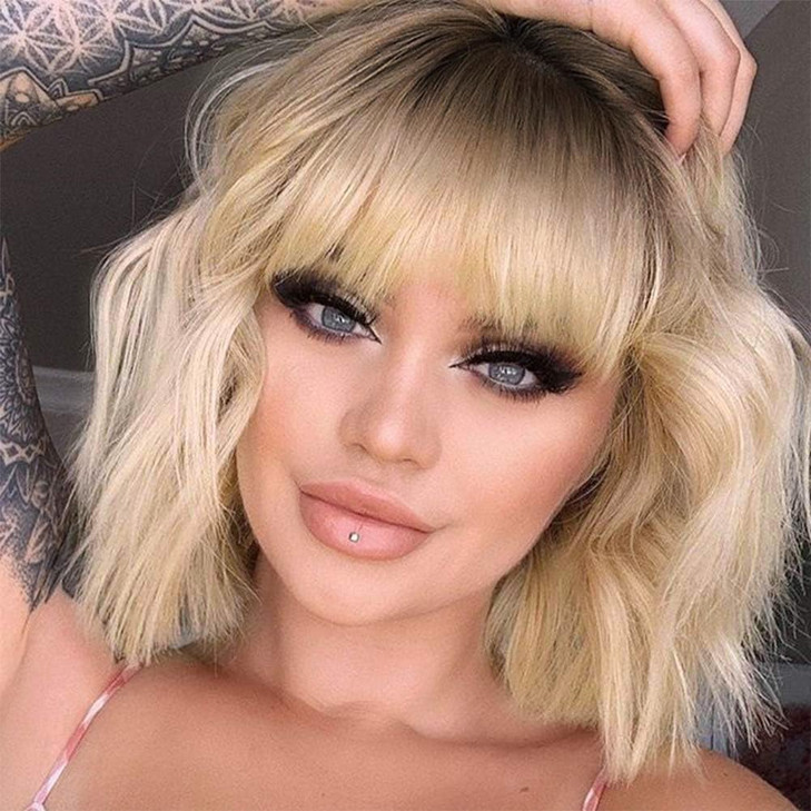 MISSQUEEN Short Blonde Wig with Bangs Synthetic Wavy Blonde Bob Wig Curly Heat Resistant Ombre Blonde Hair Wig for Women