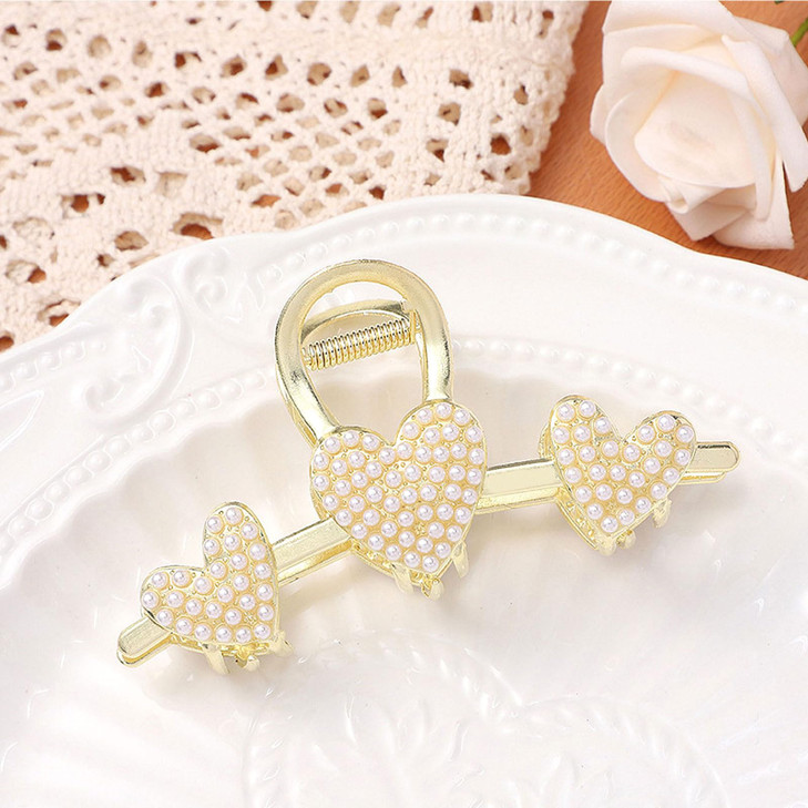 Pearls Heart Hair Clips Valentines Day Hair Accessories for Women Girls Pearl Gold Metal Hair Claw Clips Shiny Hearts Ha