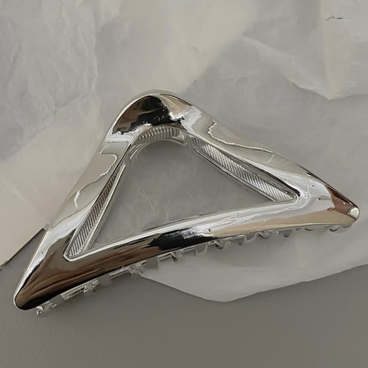 Triangle Hair Claw Clip Hollow Triangle Hair Clips Medium Metal Hair Claw for Women Girls NonSlip Strong Grab Clips Shar