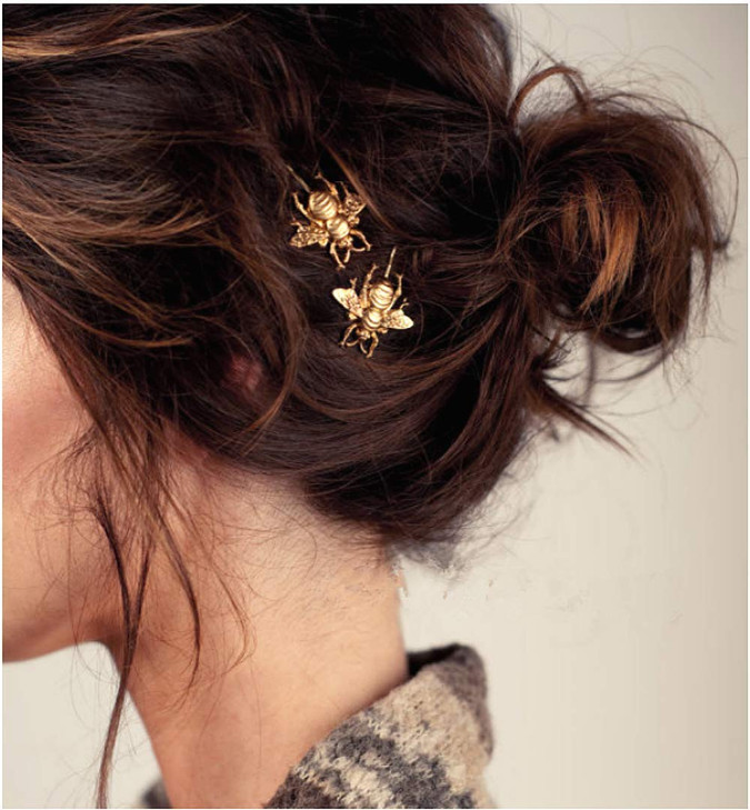 Cathercing 4 pcs Bee Hair Pins for Women Girls Bride Bee Barrettes Bobby Pin Hair Clips Headpiece Hair Accessories Gold