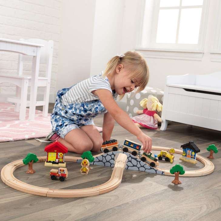 KidKraft Figure 8 Wooden Train Set with 38 Accessories Gift for Ages 3