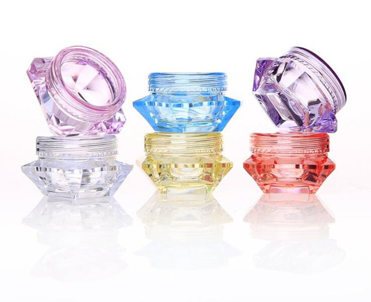 Wowlife 60Pcs 5 Gram5 ML Cosmetic Sample Empty Container Diamond Plastic Jars for Cream Eye Shadow Nails Powder Jewelry