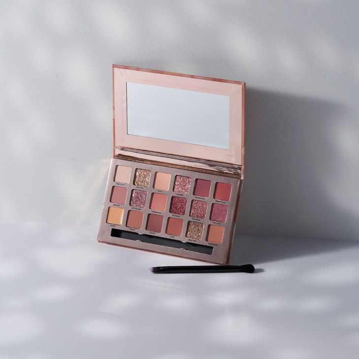 W7 Socialite Pressed Pigment Palette 18 Pink Nude Colors Flawless LongLasting Glam Makeup