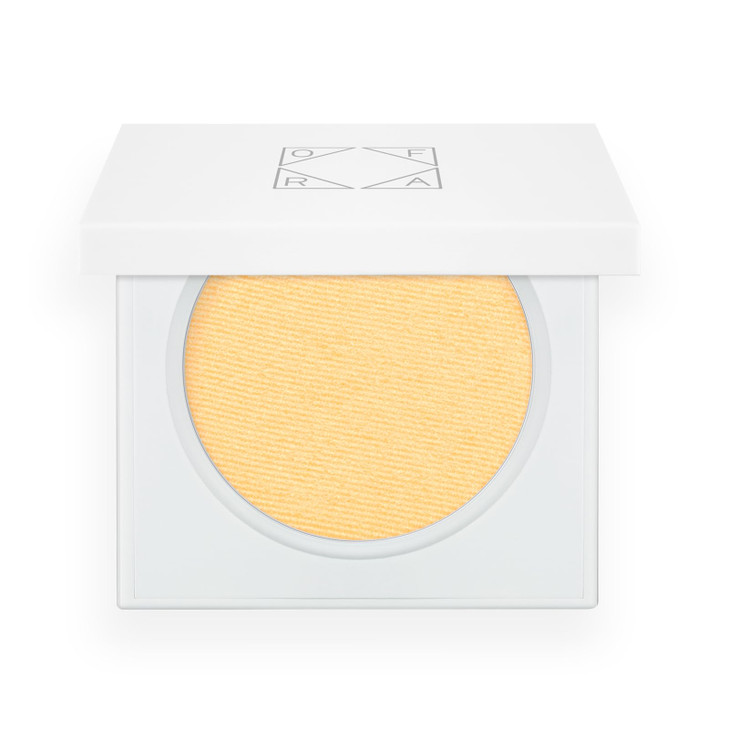 OFRA Pressed Banana Powder Brightening ColorCorrecting Banana Setting Powder for a Flawless Makeup Finish Matte Finish f