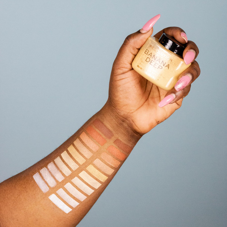 Revolution Loose Baking Powder Makeup Setting Powder LongLasting Coverage Mattifies Reduces Shine Banana Light 112 oz
