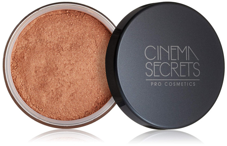 CINEMA SECRETS Ultralucent Illuminating Powder Sunset