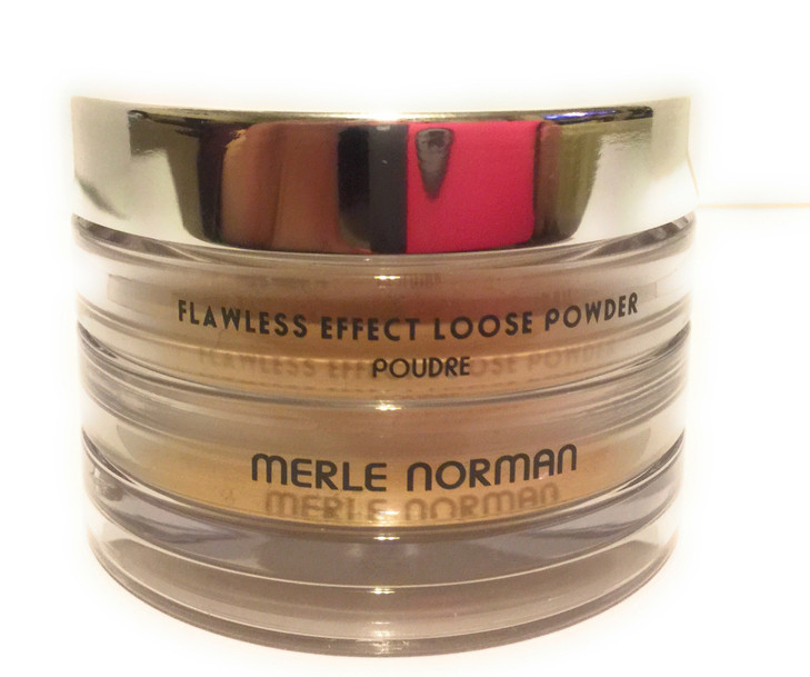 Merle Norman Flawless effect loose powder Nearly nude