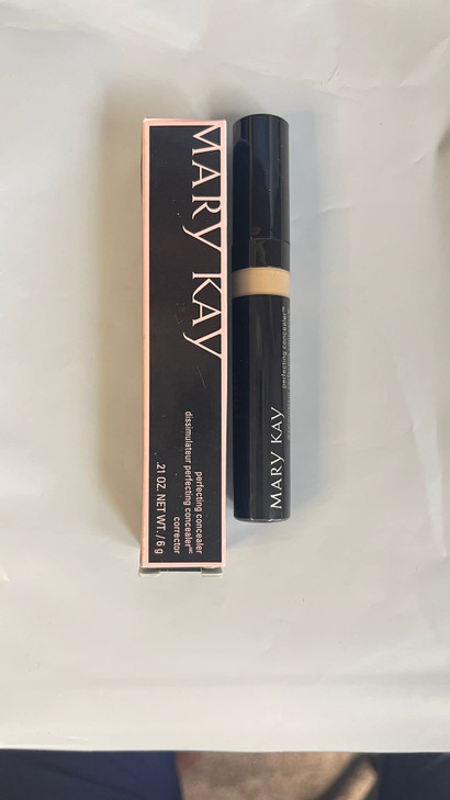 Mary Kay Perfecting Concealer 21 oz For All Skin Types Light Beige