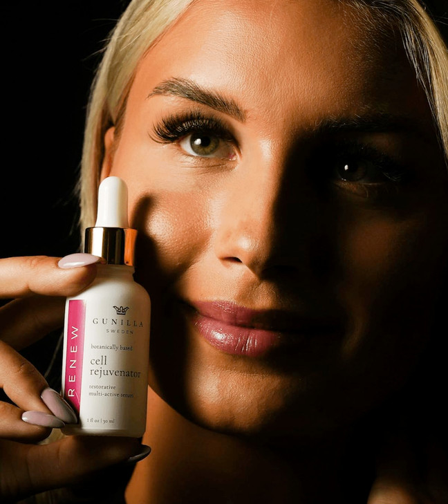 GUNILLA Cell Rejuvenator Serum AntiAging Anti Wrinkle Hydrating Facial Serum for Fine Lines Dark Spots with Organic Aloe