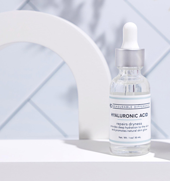 Hyaluronic Acid Serum for Face with Vitamin C Aloe Vera Niacinamide Serum for Deep Hydration Soothing Formula for Anti A