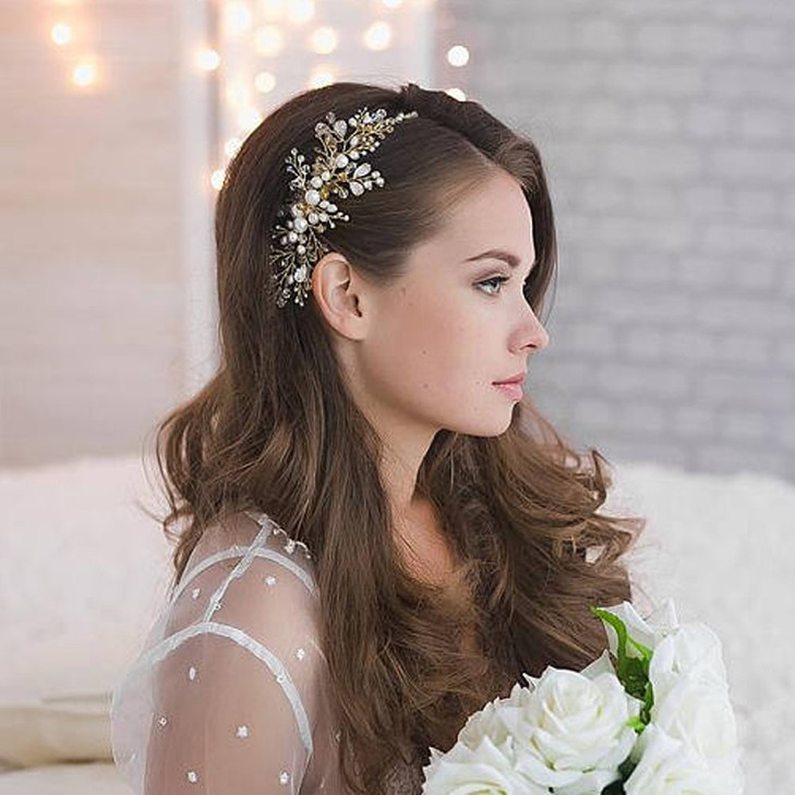 Kercisbeauty Wedding Bridal Bridesmaids Flower Girl Crystal and Pearl Side Hair Comb Slide Headpiece Long Curly Bun Hair