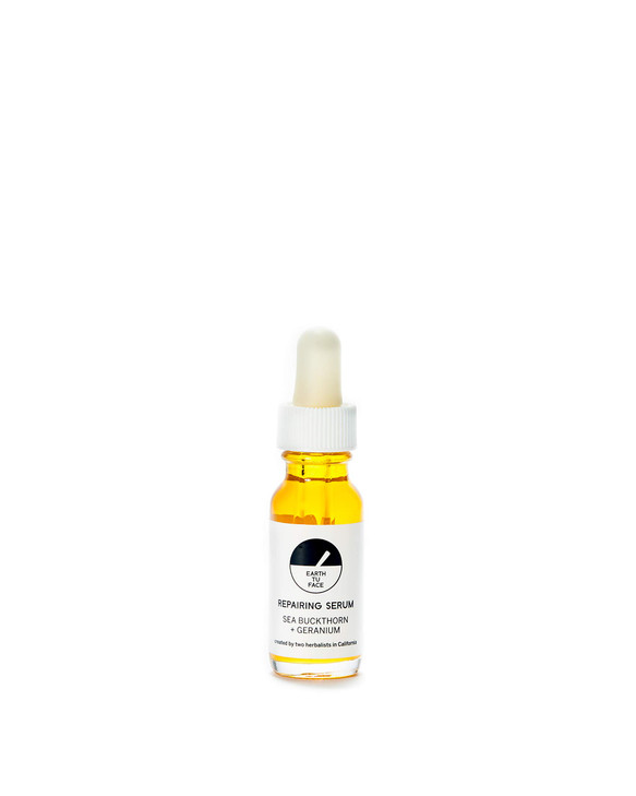 Earth tu Face Organic Sea Buckthorn Geranium EyeRepair Serum