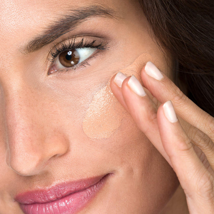 LuneAster RealGlow Primer ComplexionEnhancing Light Diffusing Radiance Primer Formulated With Vitamin E Apple Seed Extra