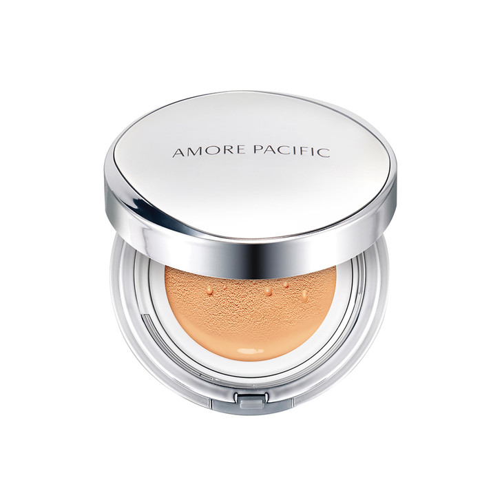 AMOREPACIFIC Color Control Cushion Compact Broad Spectrum SPF 50 204 LightMedium Yellow 105 Ounce Pack of 1