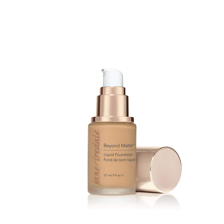 jane iredale Beyond Matte 3in1 Liquid Foundation M9