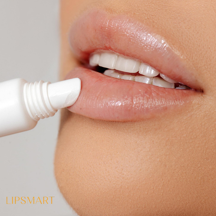 Lipsmart Ultra Hydrating Lip Treatment Moisturizer and Volumizer Powerful Hydration for Dry Lips 2