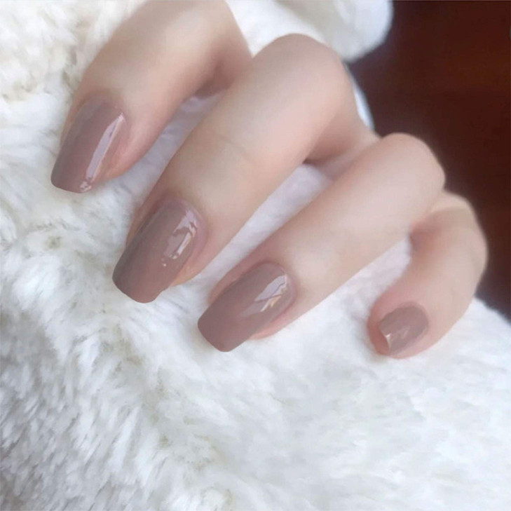 YienDoo Square Glossy False Nails Press on Nails Light Brown Short Artificial Nails Full Cover Acrylic Nails Tips Art Fa