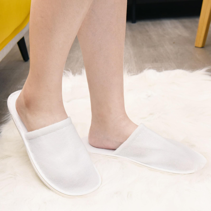 AQUEENLY Spa Slippers 24 Pairs Velvet Closed Toe Disposable Slippers Fit Size for Men and Women for Hotel Home Guest Use