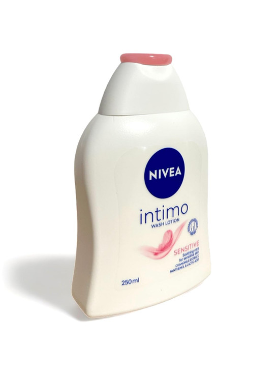 Nivea Intimo Sensitive Intimate Wash Lotion 250 ml 83 fl oz