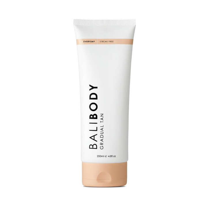 Bali Body Gradual Tan 2in1 Ultra Moisturizing Body Lotion for Women with Extremely Dry Skin Hydrating Natural Self Tanne