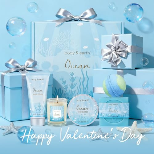 Gifts for Women Bath and Body Womens Gift Sets with 5 Pcs Ocean Scented Spa Gifts for Women Bath Gift with Scented Candl